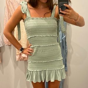 Green medium scrunch dress